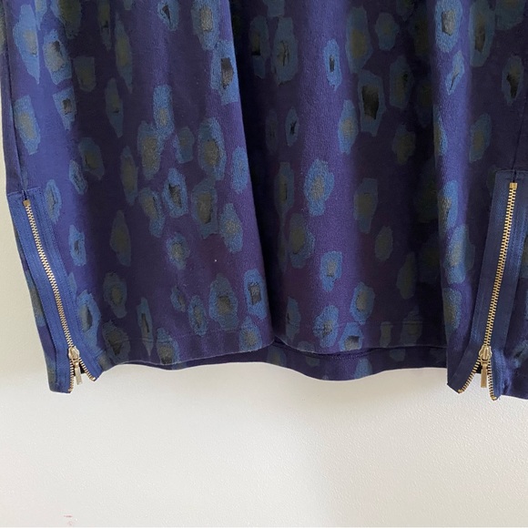 GAP long-sleeved dress. - Picture 3 of 4